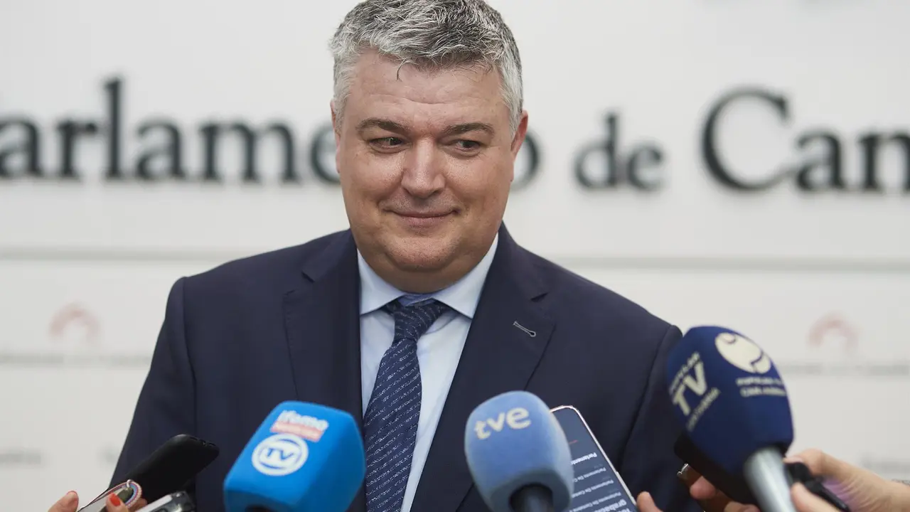 El consejero de Economía, Hacienda y Fondos Europeos del Gobierno de Cantabria, Luis Ángel Agüeros