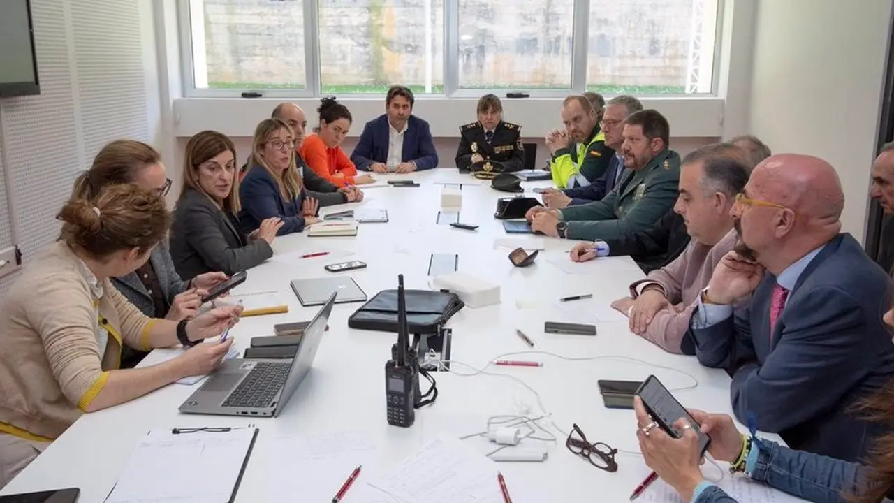 Cantabria mantiene el refuerzo de las emergencias esta noche pero descarta pedir al Gobierno activar el nivel 3