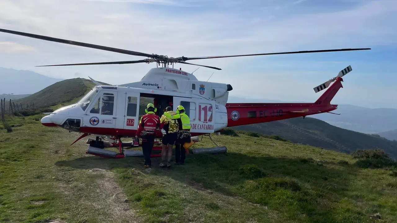 Evacuado en helicóptero un corredor de 'Los 10.000 del Soplao' con agotamiento extremo