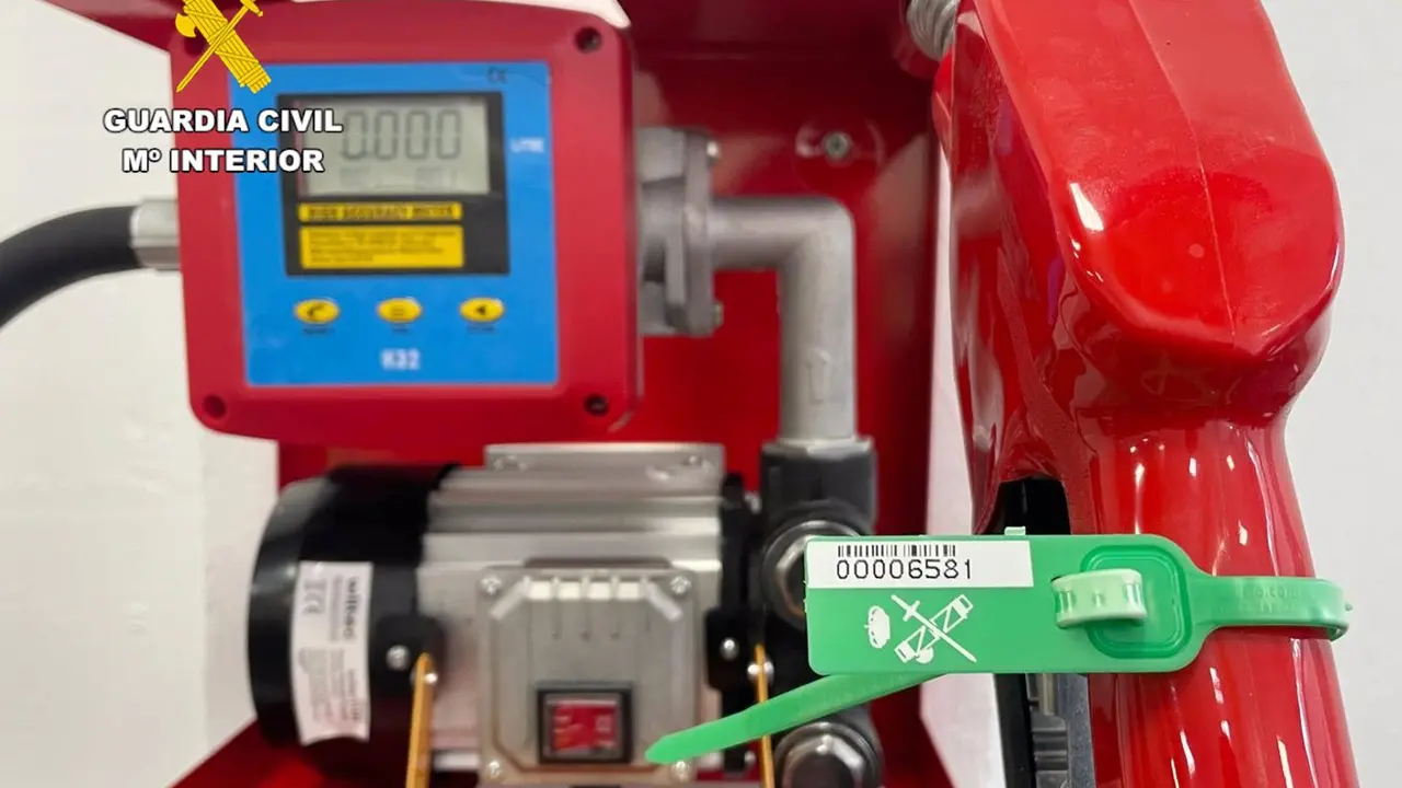 Surtidor precintado en la empresa de Colindres