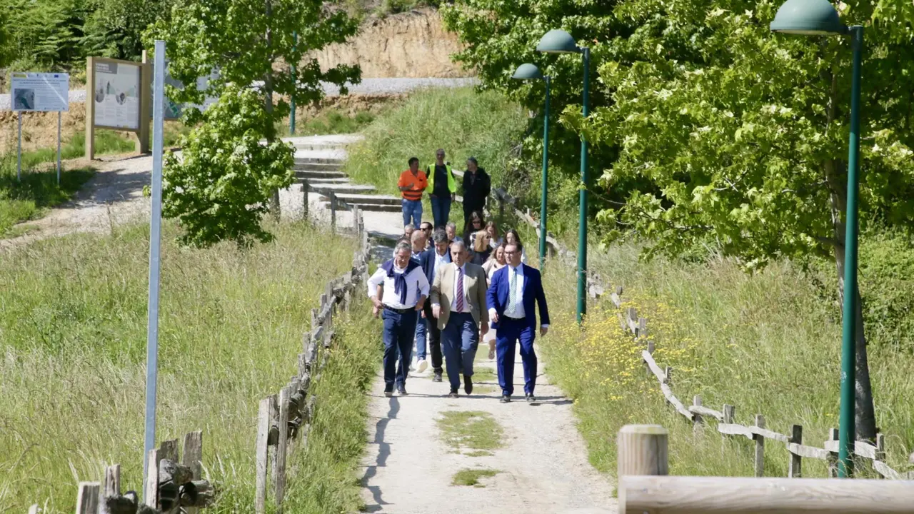 Inauguración de la recuperación de espacios degradados en la ladera del monte de Suances