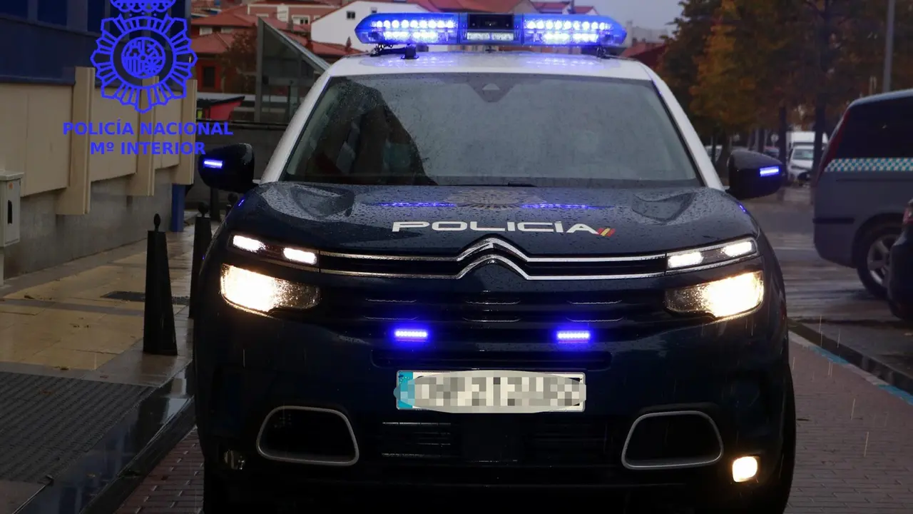 Coche de Policía Nacional
