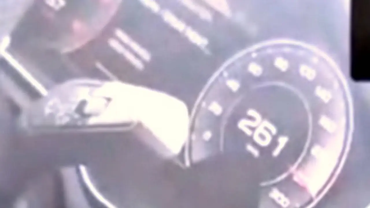 Investigado un conductor por circular a 260 km/h, con siete personas en el turismo, algunas menores