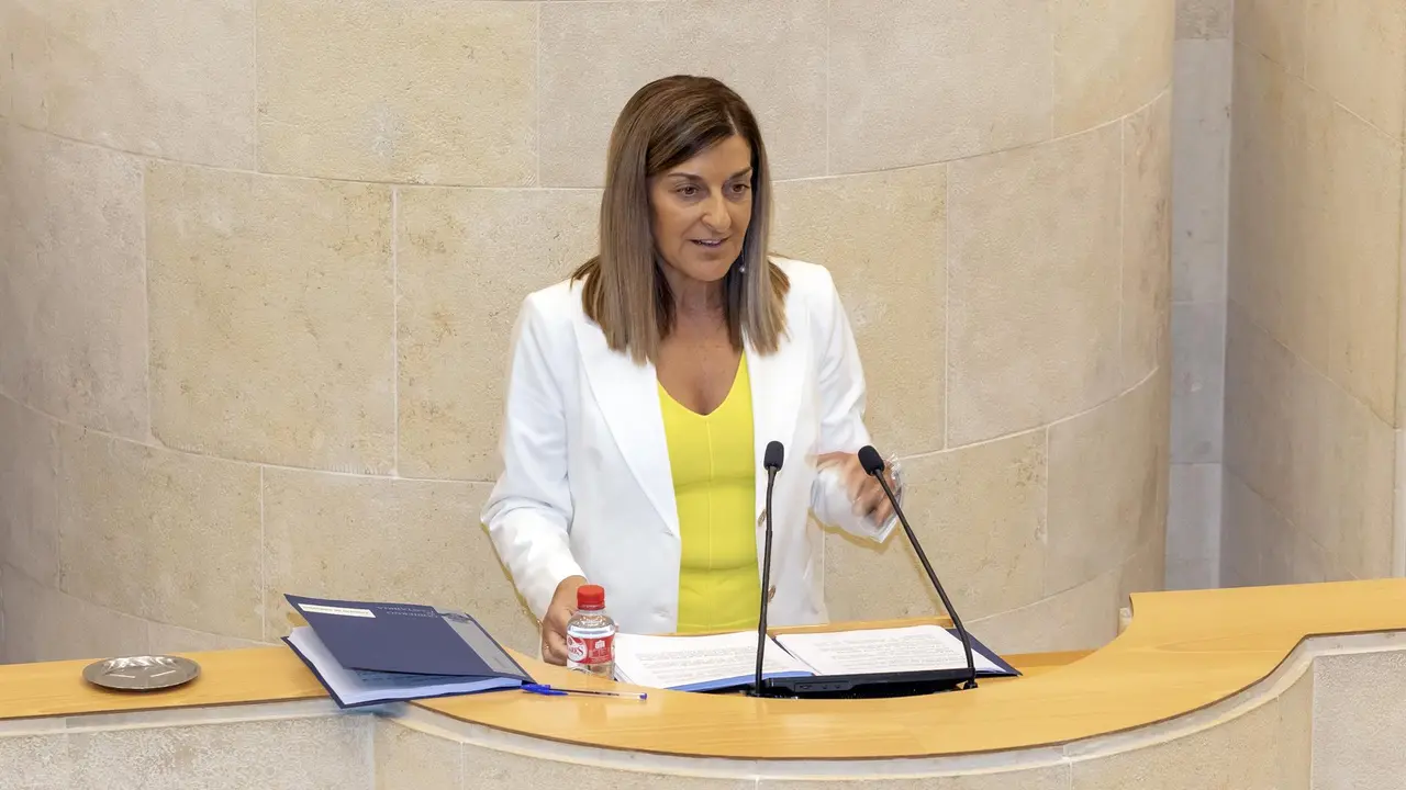 La presidenta de Cantabria, María José Sáenz de Buruaga