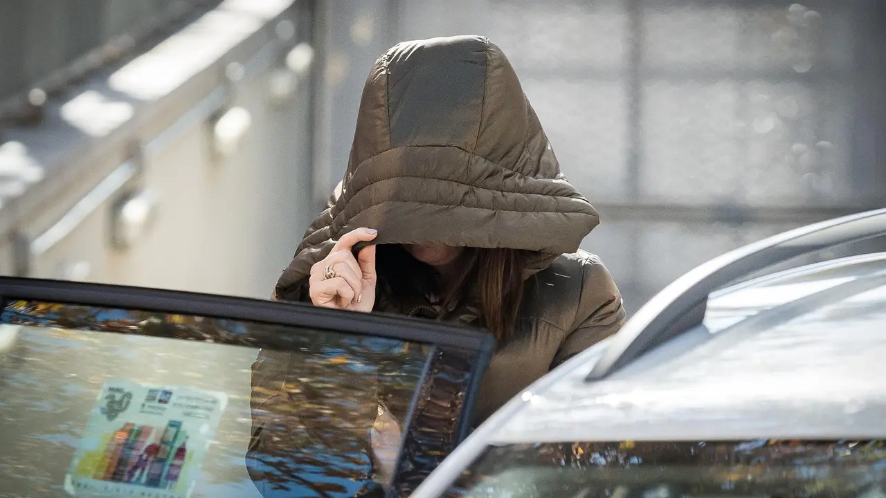 La exmilitante socialista Leire Díez a su salida de la Audiencia Nacional