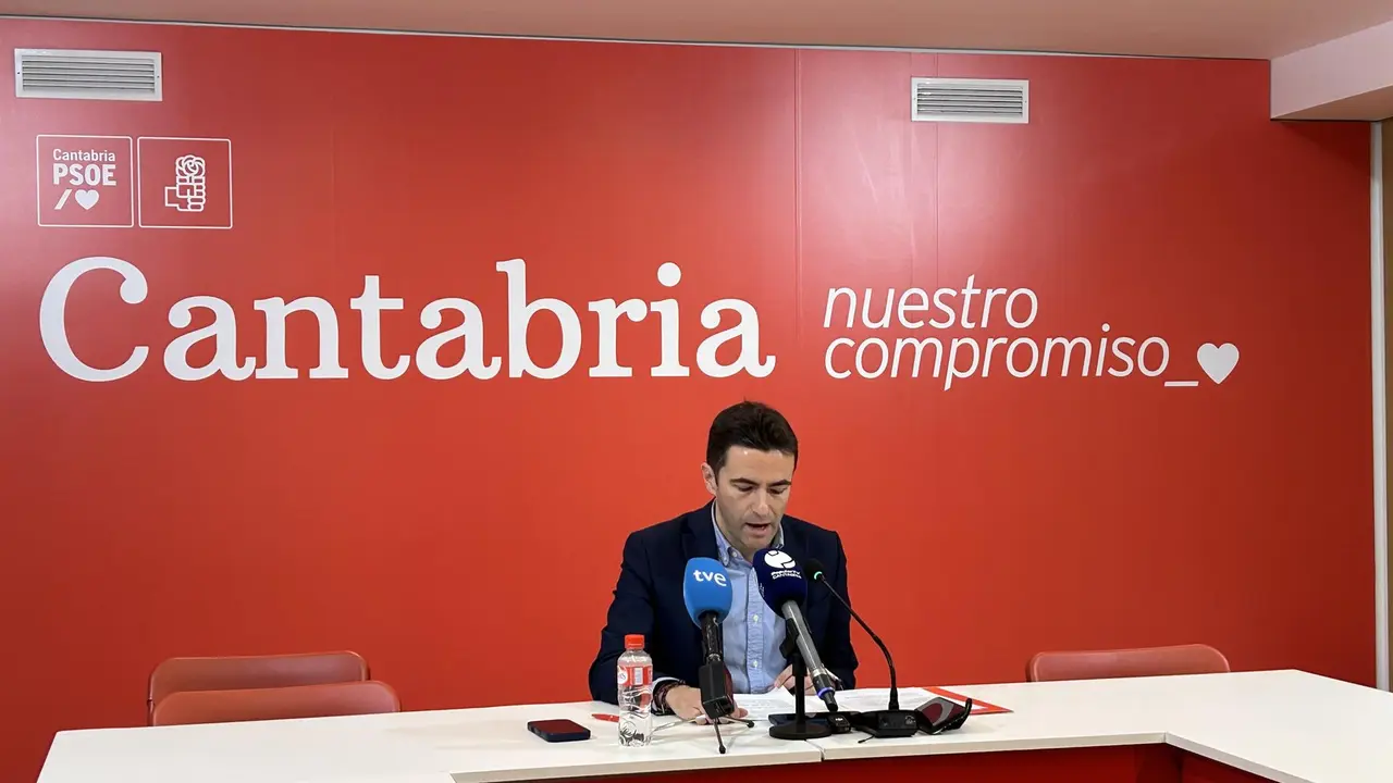 Rueda de prensa de Casares