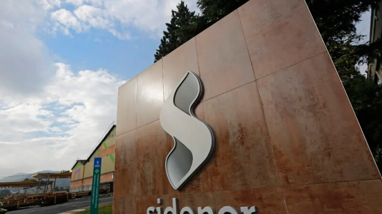 CCOO, UGT y USO alertan de que la decisión de Sidenor puede %22comprometer el futuro industrial%22 de la planta de Azkoitia