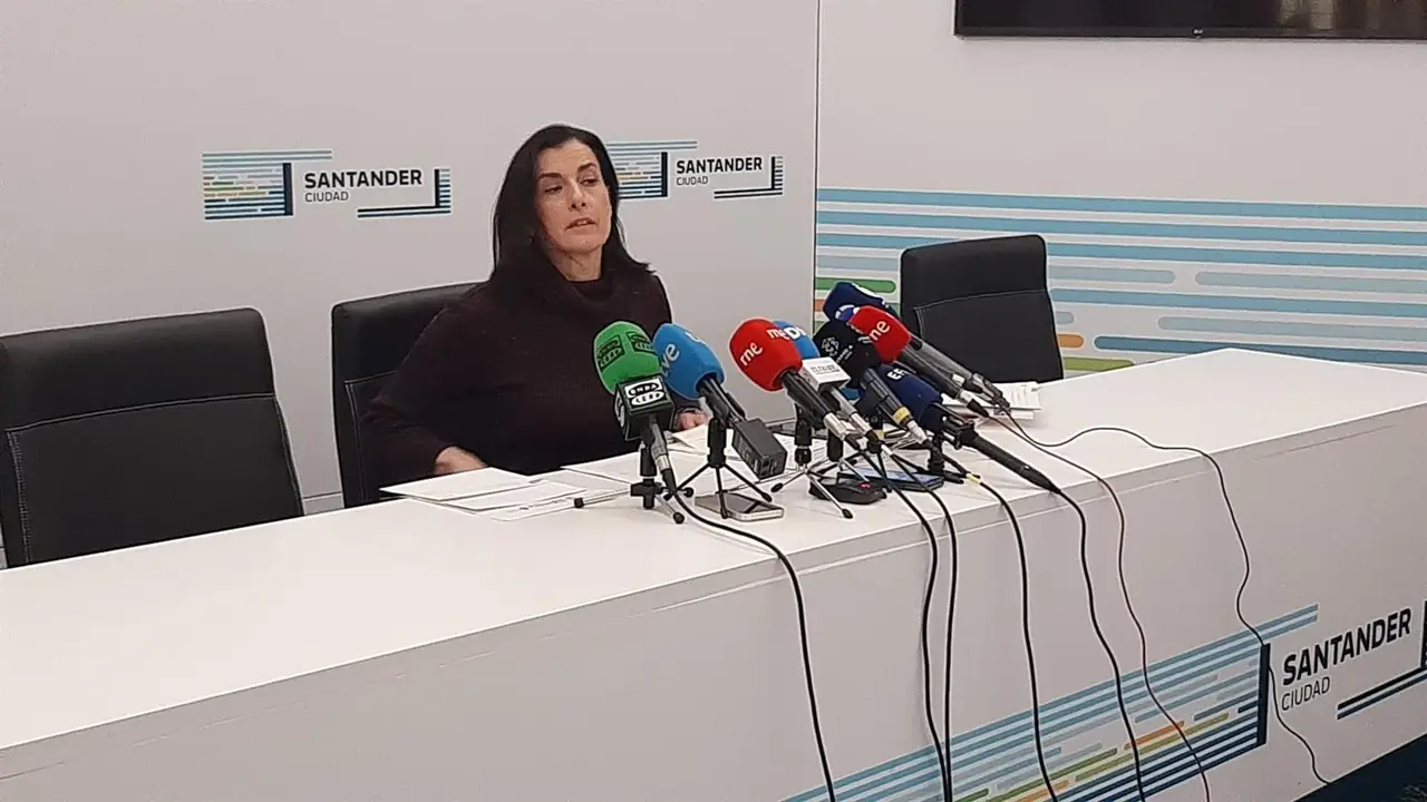 La alcaldesa de Santander, Gema Igual, en la rueda de prensa sobre el accidente de El Bocal