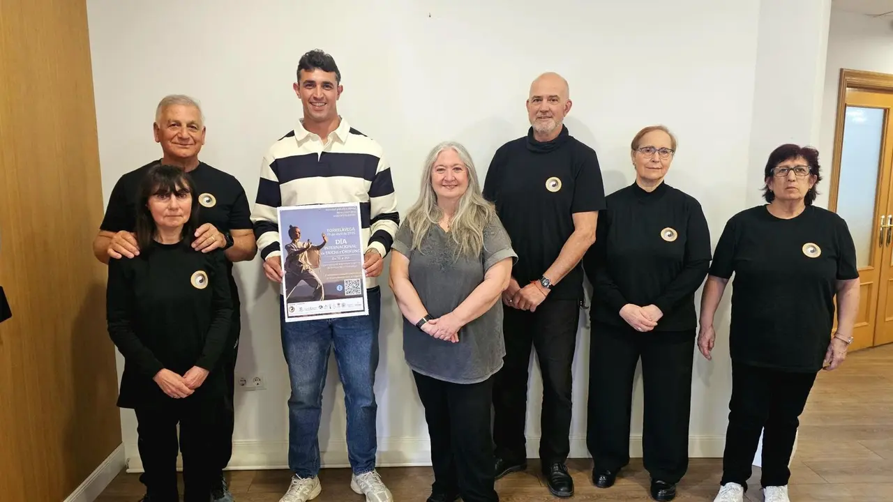 Presentación de las actividades en Torrelavega por el Día Internacional del Tai Chi y Chi Kung