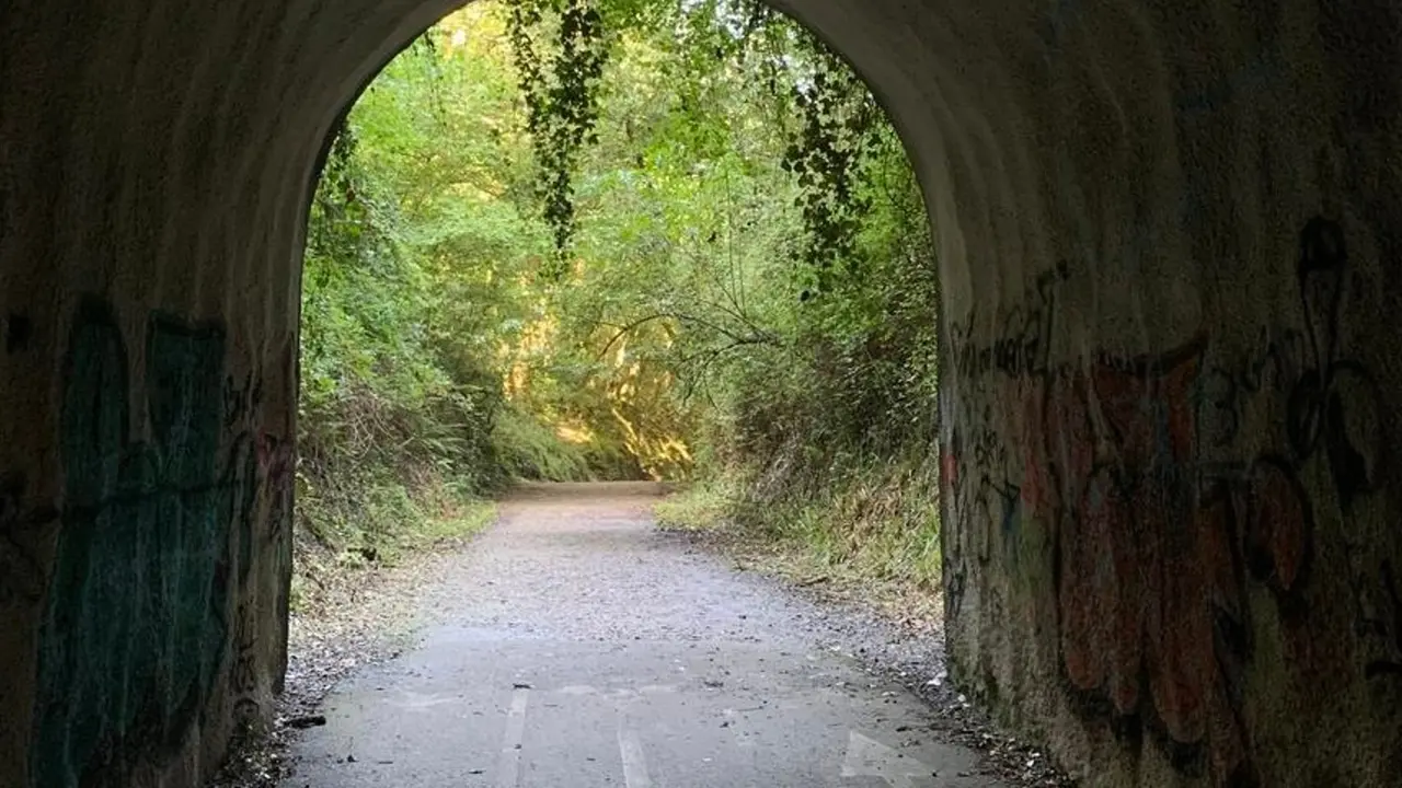 El t&uacute;nel de Mio&ntilde;o se cierra al tr&aacute;nsito durante tres semanas desde el pr&oacute;ximo lunes