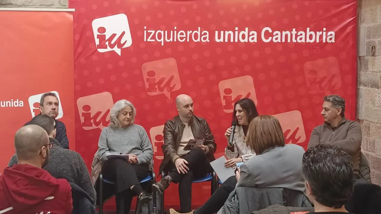 El coordinador autonómico de IU Cantabria, Israel Ruiz Salmón