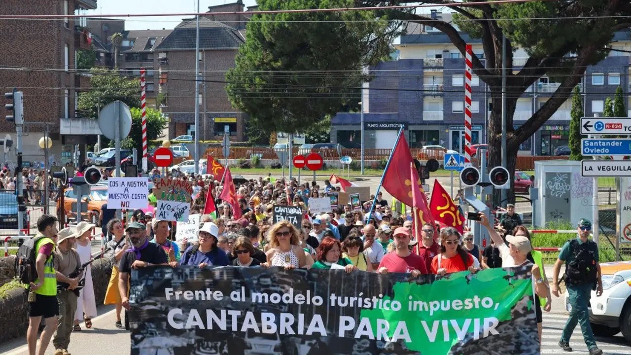 Cantabria Para Vivir se manifestará el 6 de junio por un cambio en el modelo turístico-urbanístico