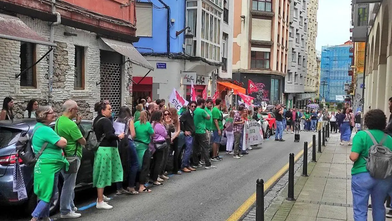 Protesta STEC en Santander 