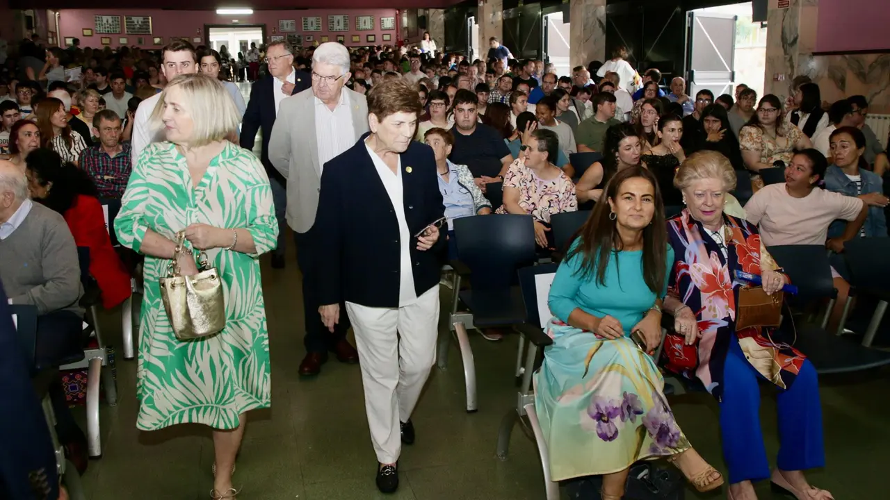 Gómez del Río participa en los actos de la Fundación Fernando Arce de Torrelavega 