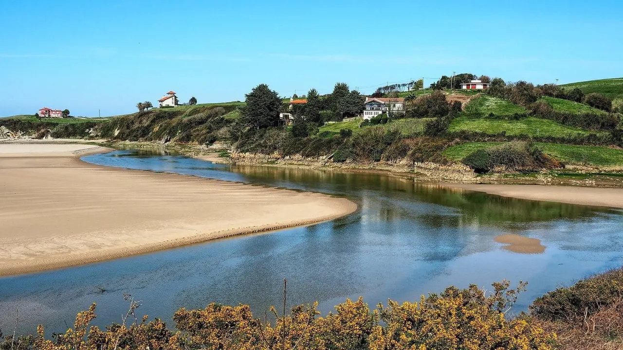 Ría en Cantabria 