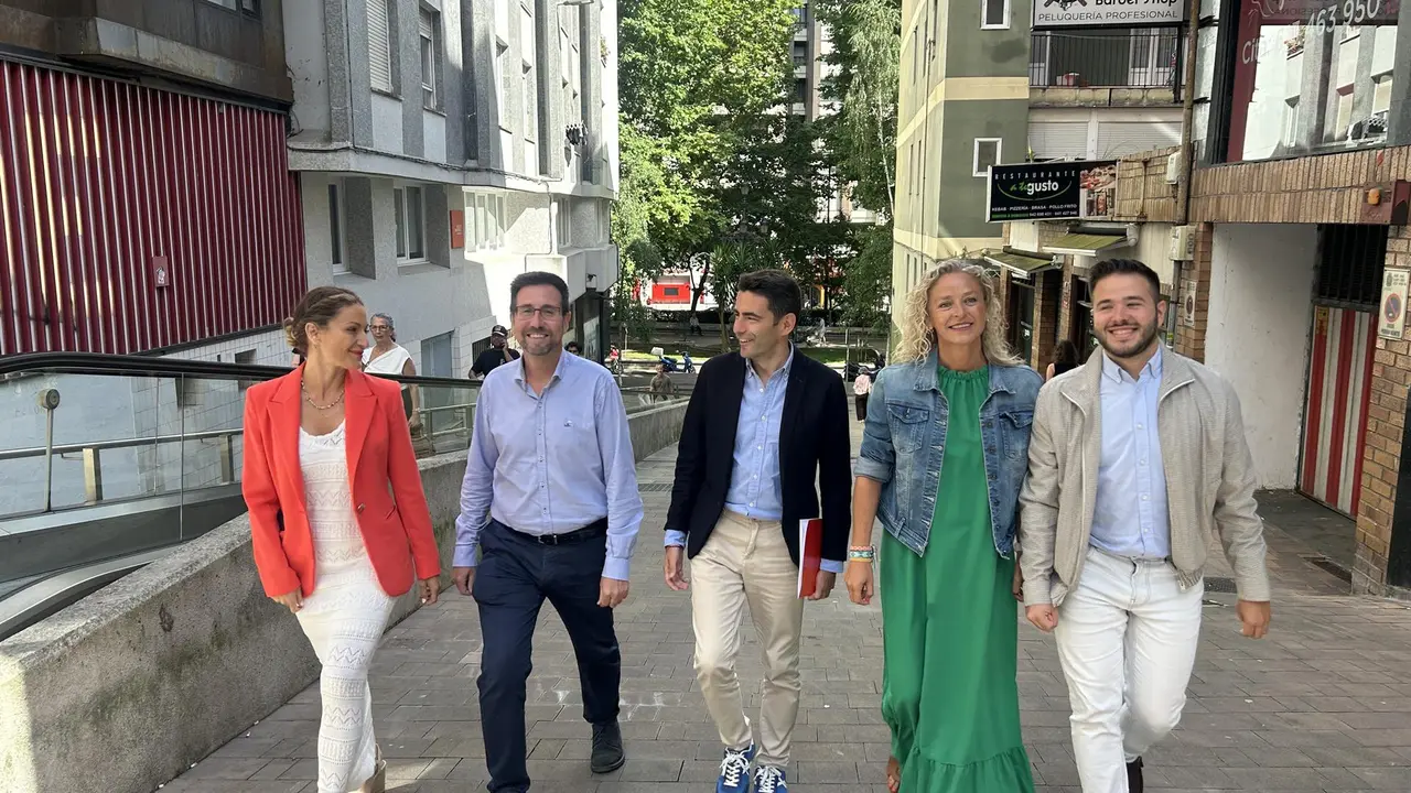 Pedro Casares anuncia su candidatura a las primarias del PSOE para elegir al candidato a la Presidencia del Gobierno. 