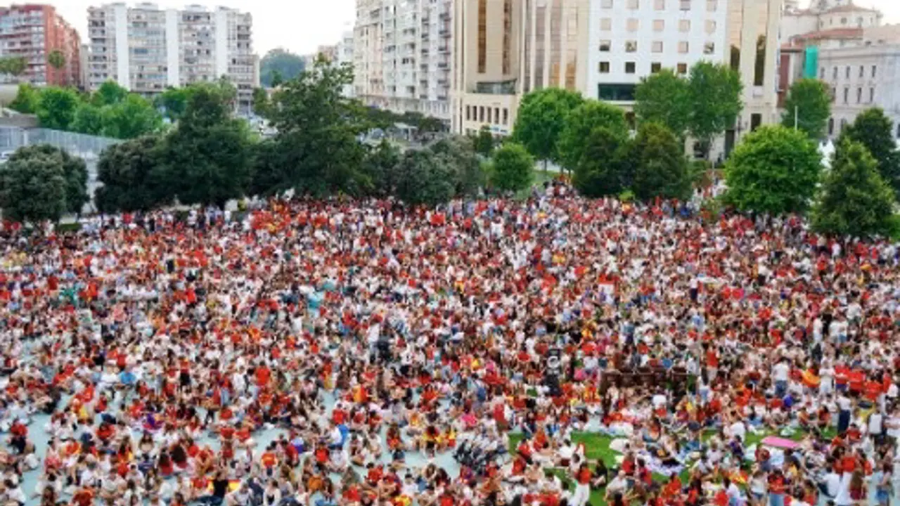 Imagen del anfiteatro del Centro Botín durante la proyección de la semifinal del Mundial 2026