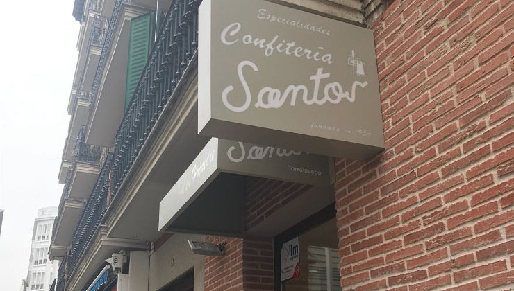 Cartel de la Confitería Santos en Madrid