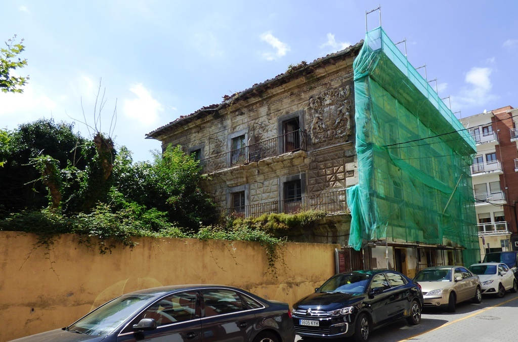 Palacio de Chiloeches, en Santoña